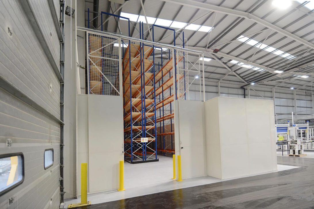 partitions-teepee-warehouse Warehouse partition installed in a warehouse by Teepee Materials Handling