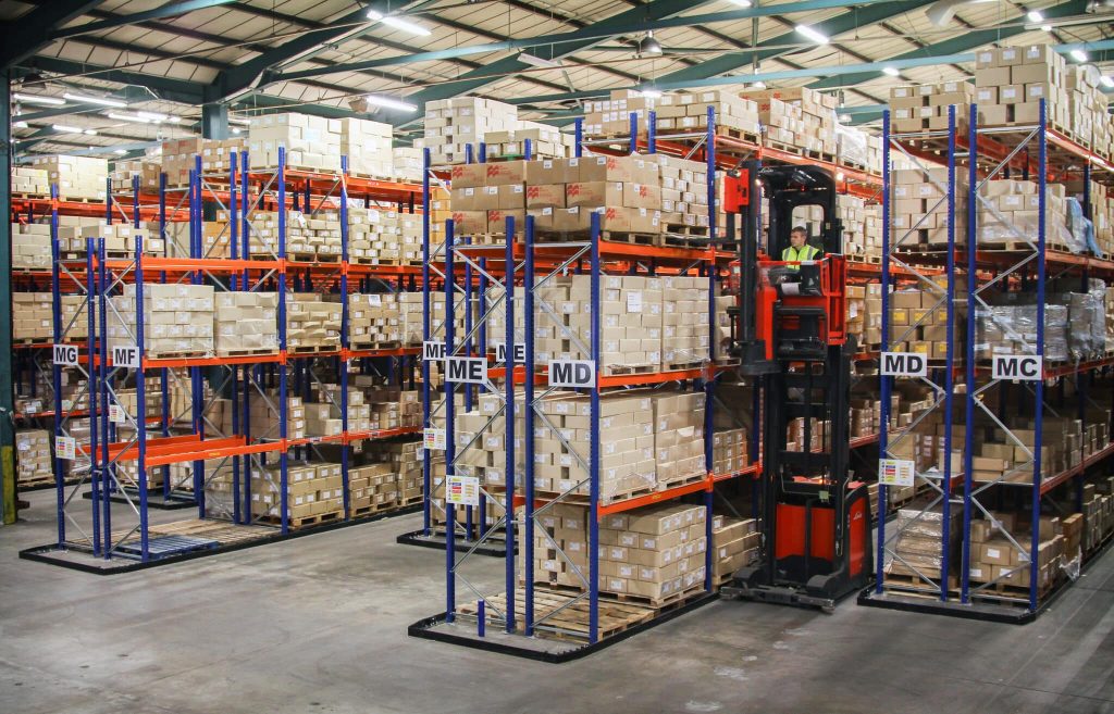 warehouse-pallet-racking-system-installers-uk Warehouse pallet racking systems installed in an e-commerce facility by Teepee Materials Handling